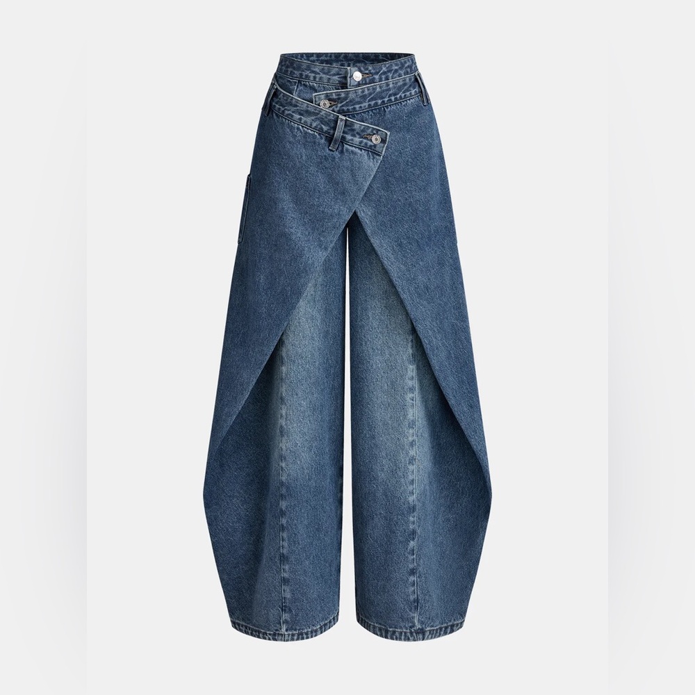 Commense Cross-Front Wide-Leg Jeans
Size L
